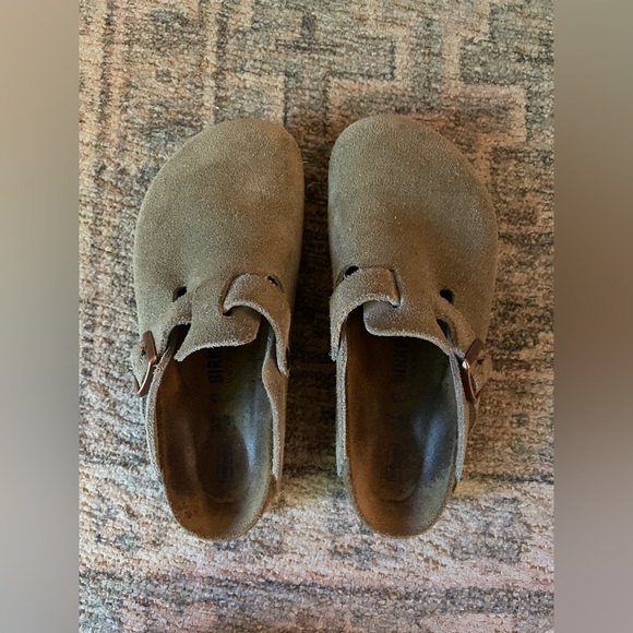 Birkenstock Boston Suede Leather Taupe Clogs - Picture 2 of 7